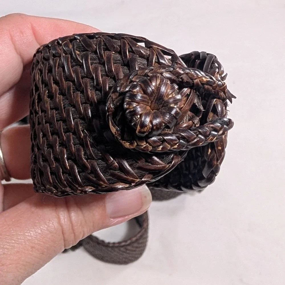 Set of 6 Vintage Woven Wicker Napkin Rings Dark Brown Espresso Boho Rustic Decor